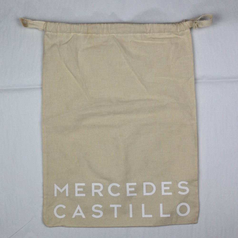 Mercedes Castillo 11x15 Cream Drawstring Dust Bag